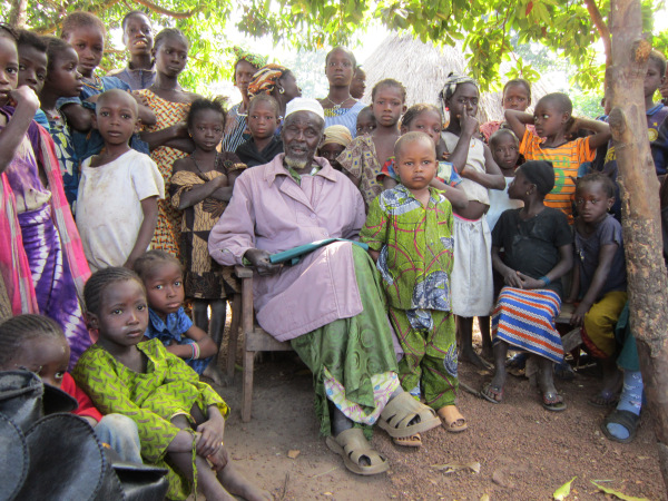 Nialya children and the village chief
