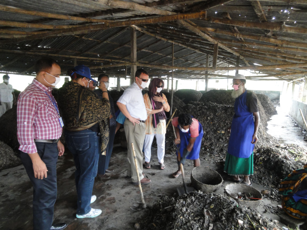Examining composting at RUSTIC